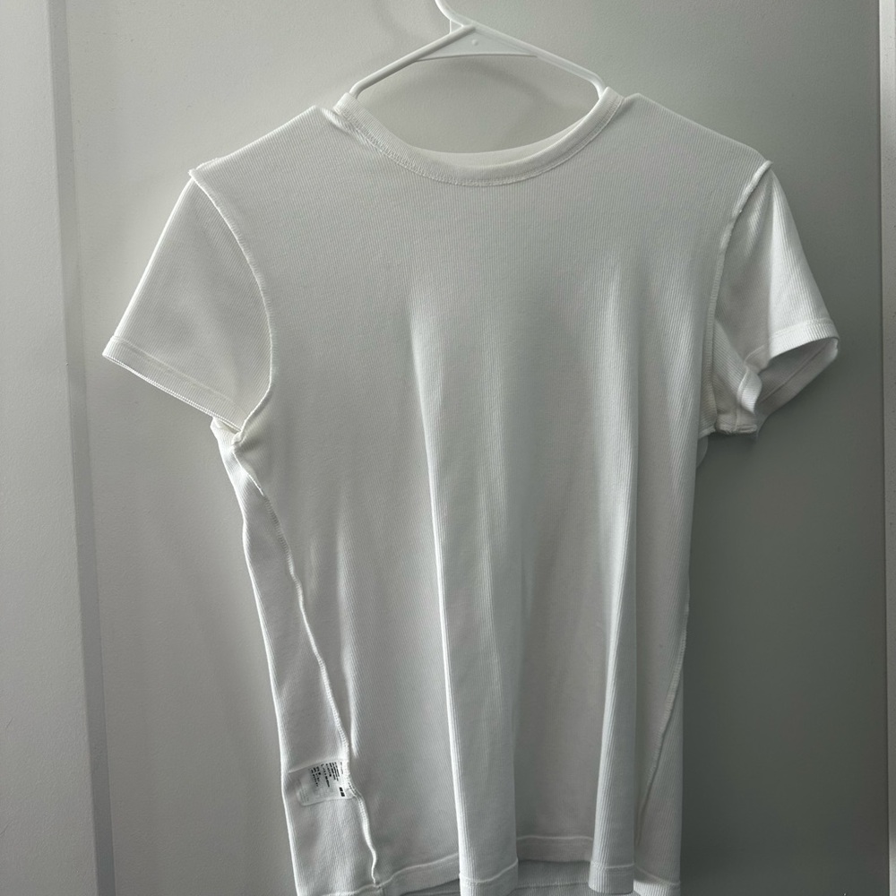 Uniqlo White Crew Neck Tee